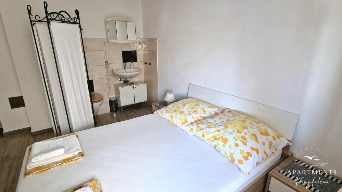 Apartments Magdalena Račišće Екстериор снимка