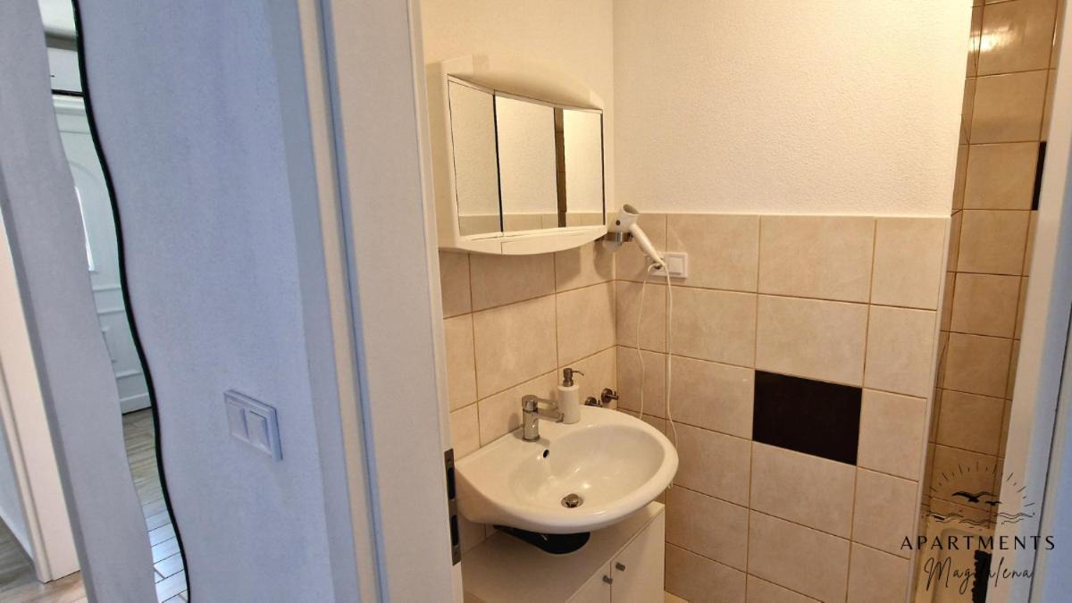 Apartments Magdalena Račišće Екстериор снимка