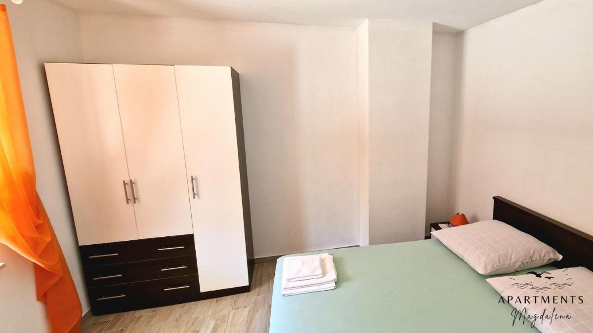 Apartments Magdalena Račišće Екстериор снимка